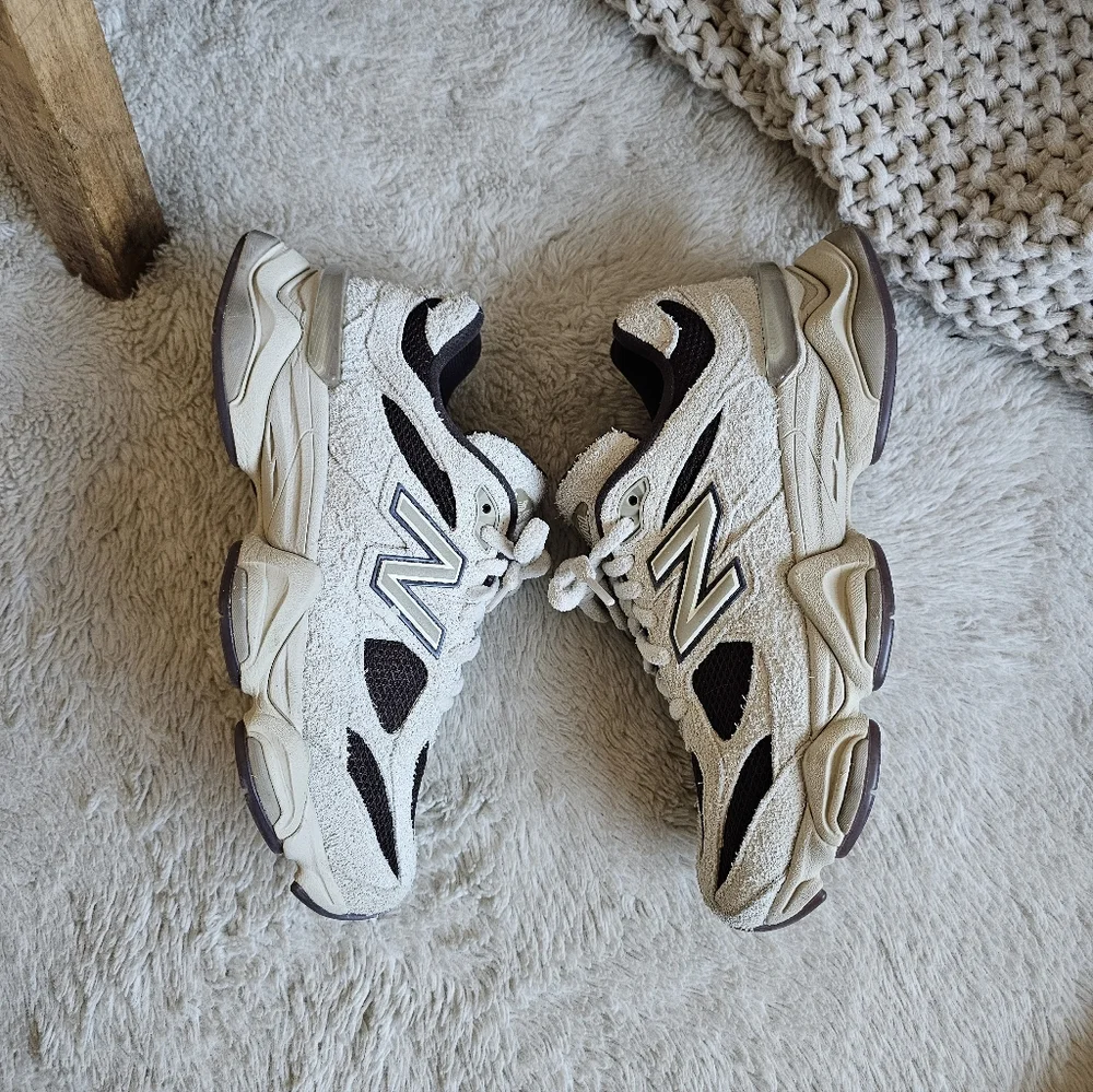 New Balance 9060 - Picture 8 of 13